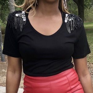 Black crew neck Jeweled Shoulder t-shirt